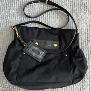Marc Jacobs crossbody bag. EUC!